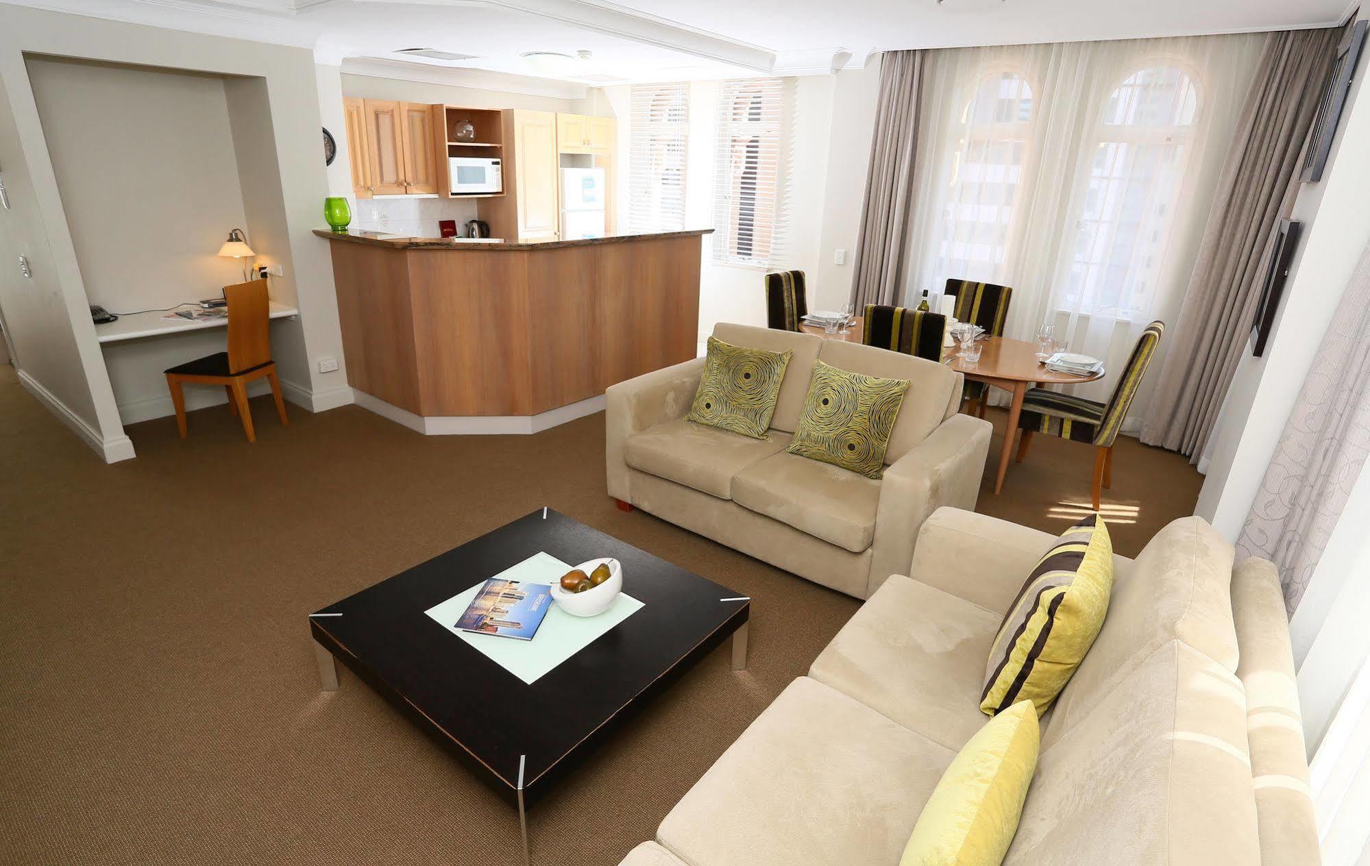 Manor Apartment Hotel Brisbane Exterior photo